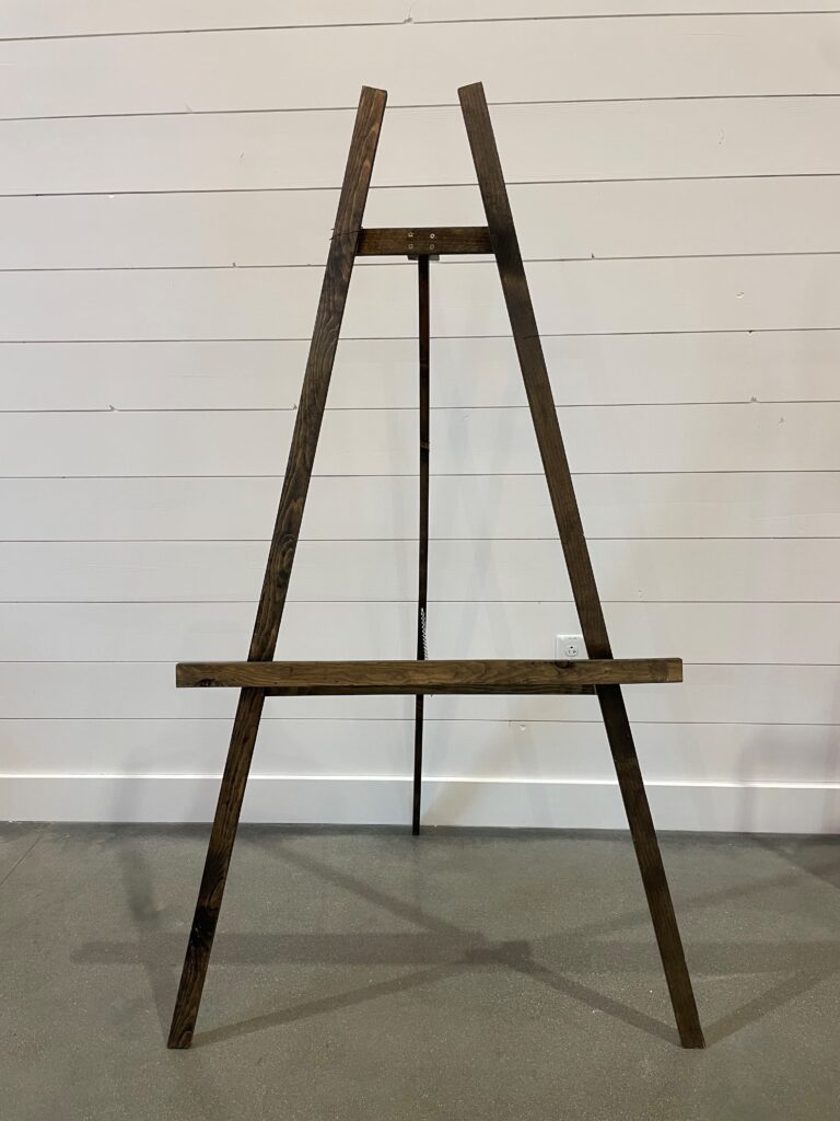 Wood Rustic Easel – The Woods at Cedar Springs