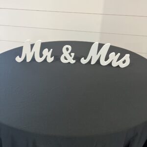 Mr & Mrs Sign