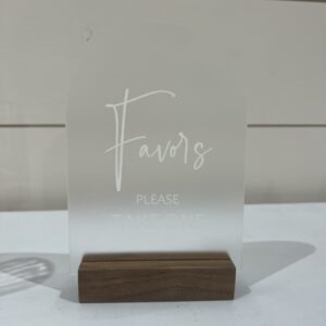 Favors Sign